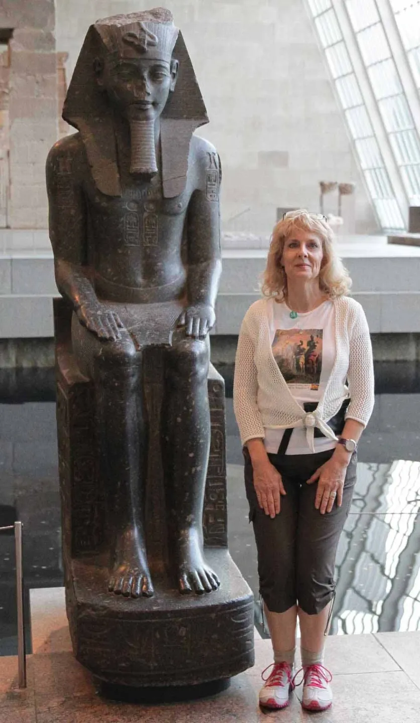 Susi with AMENHOTEP-III, The Met, NYC