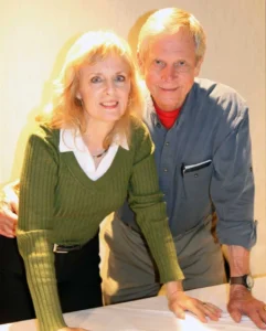 Susi with Robert Bateman the Canadian Wildlife Painter